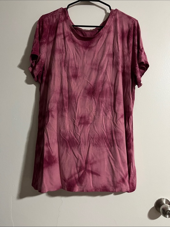 torrid Tops - torrid Mauve Tie-Dye Ribbed Short Sleeve Tee